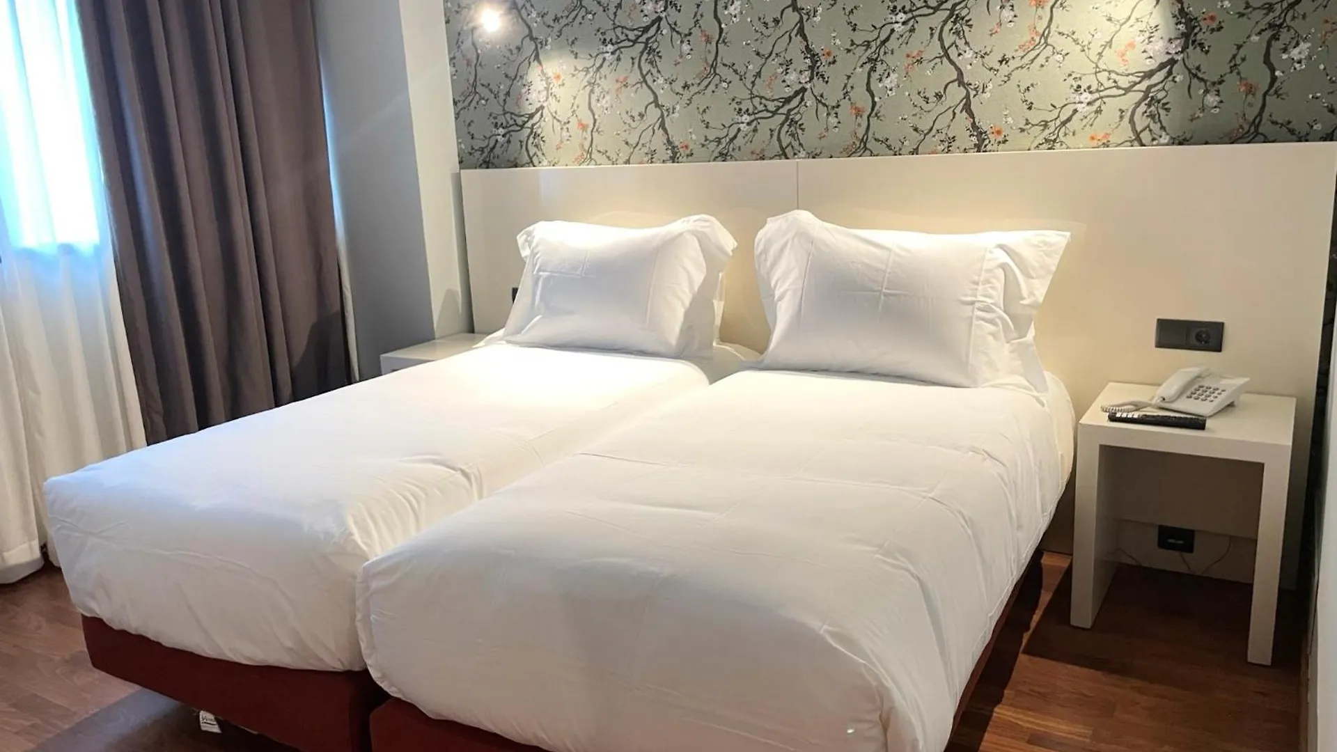 Hotel Apartamentos San Fermin Pamplona 4*,  Spanje